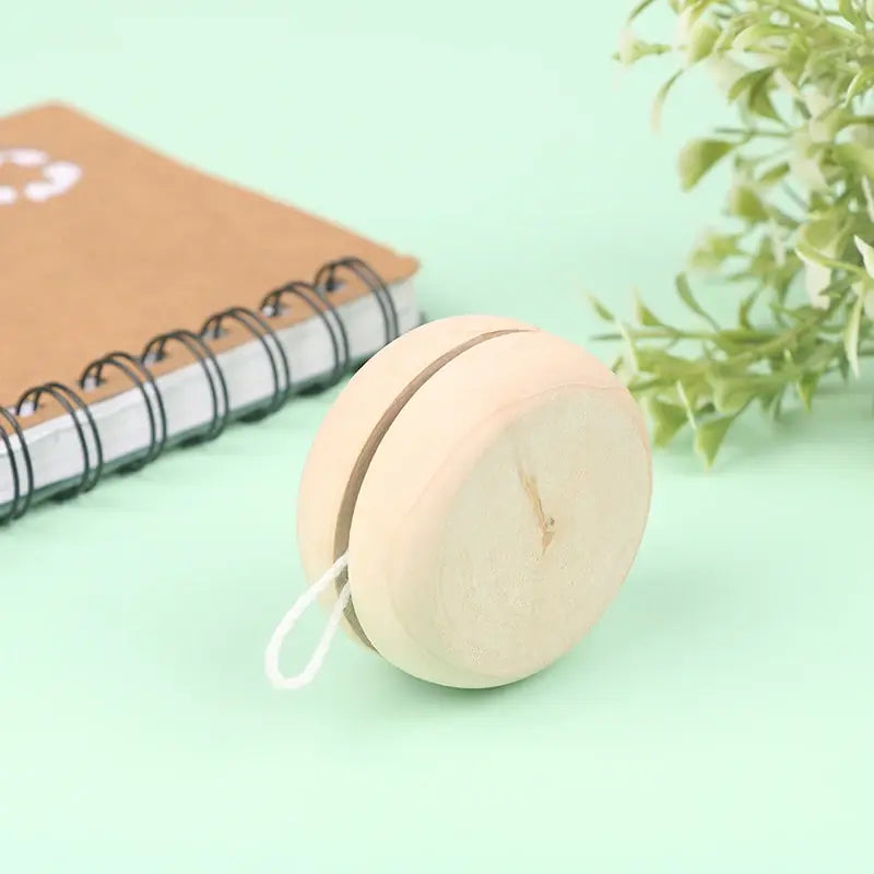 Creative Hand-Made Wooden Yoyo Toy: Perfect Kids Gift!