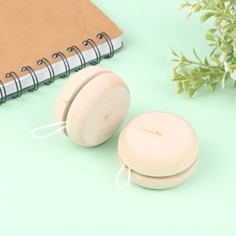 Creative Hand-Made Wooden Yoyo Toy: Perfect Kids Gift!